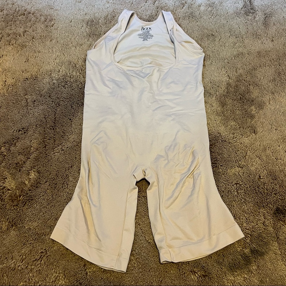 Avon Body Illusions Shapewear Nude Bodysuit Large 12-14